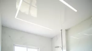 co na sufit w łazience