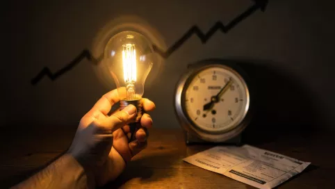 czy żarówki halogenowe są energooszczędne