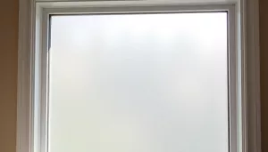 Folia na okno do łazienki na wymiar