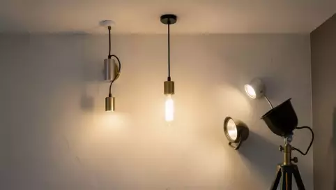 rodzaje opraw halogenowych