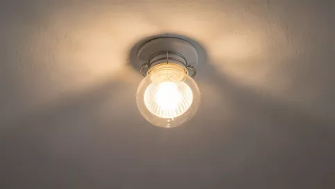 sprężynki do opraw halogenowych