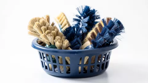 szczotki do sprzątania i łazienki