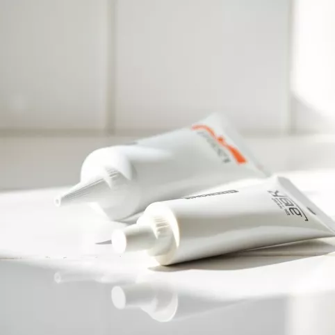 Akryl czy silikon do łazienki