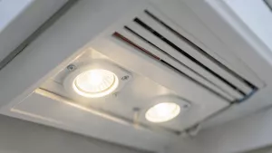 Cena montażu halogenów w podbitce Lublin