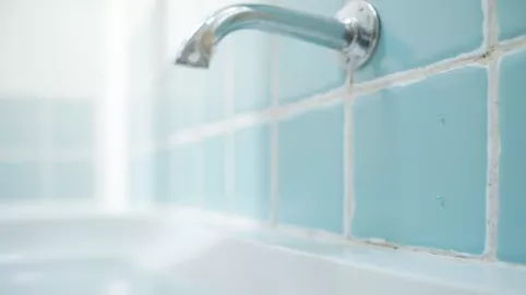 farby do kafelek łazienkowych