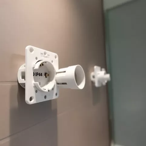 Jakie gniazdka do łazienki