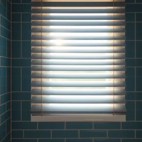 Jakie żaluzje do łazienki