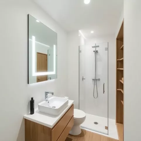 Metamorfoza małej łazienki w bloku