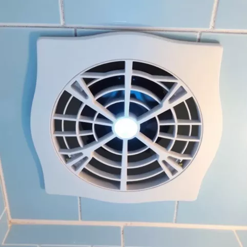 Montaż wentylatora łazienkowego