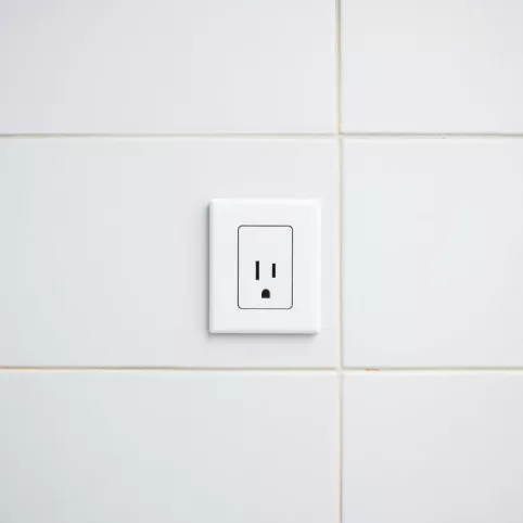 Na jakiej wysokości gniazdka w łazienkach