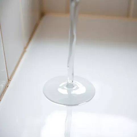 Płyn do czyszczenia płytek łazienkowych