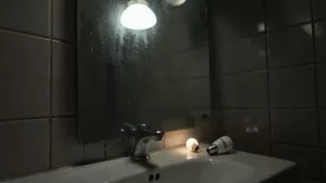 wymiana żarówki w halogenie łazienkowym